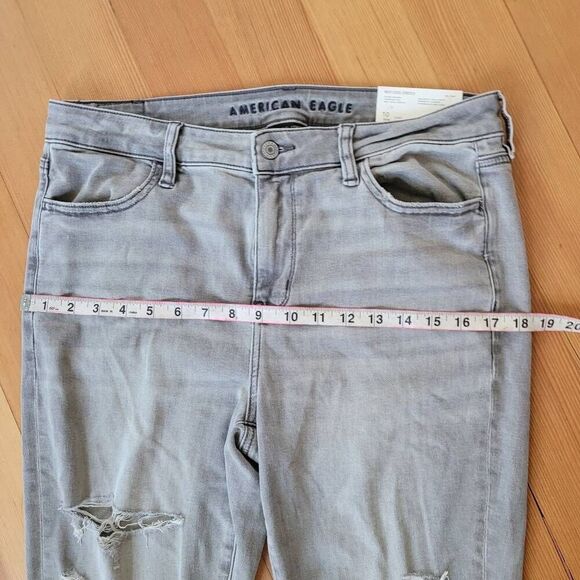 NWT American Eagle hi rise jegging grey distressed short next level stretch - Picture 9 of 14